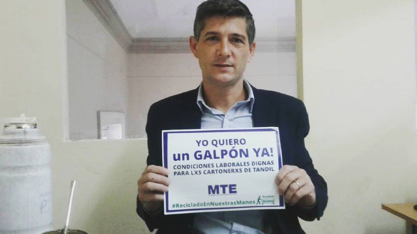 Cartoneros siguen en campaña por un galpón